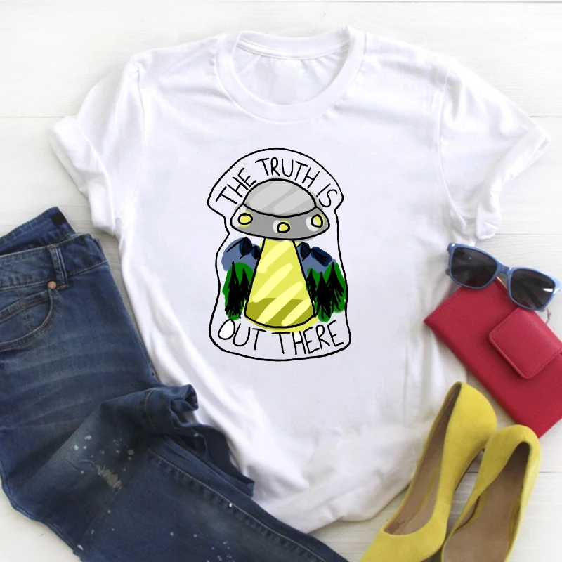 Женская футболка с принтом НЛО инопланетянин приключения из мультфильма летняя