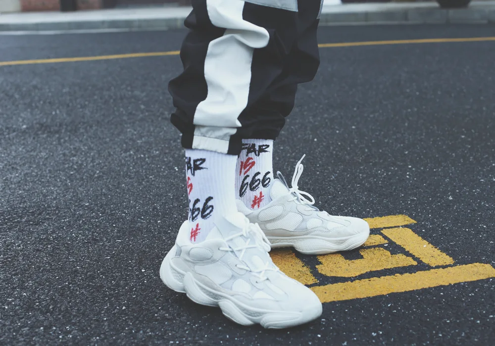 666 European And American Streets Fashion Socks Men And Women Thigh High Socks Harajuku Sports Long Socks Popular Brand Lettered