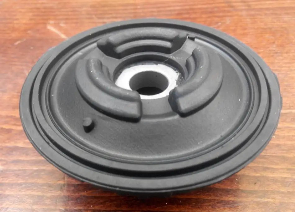 Новая модель опоры стоек Автозапчасти для автомобиля Передние Задние удары