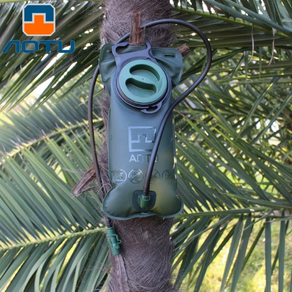 2L резервуар для спорта на открытом воздухе верховой езды водное гидратационный