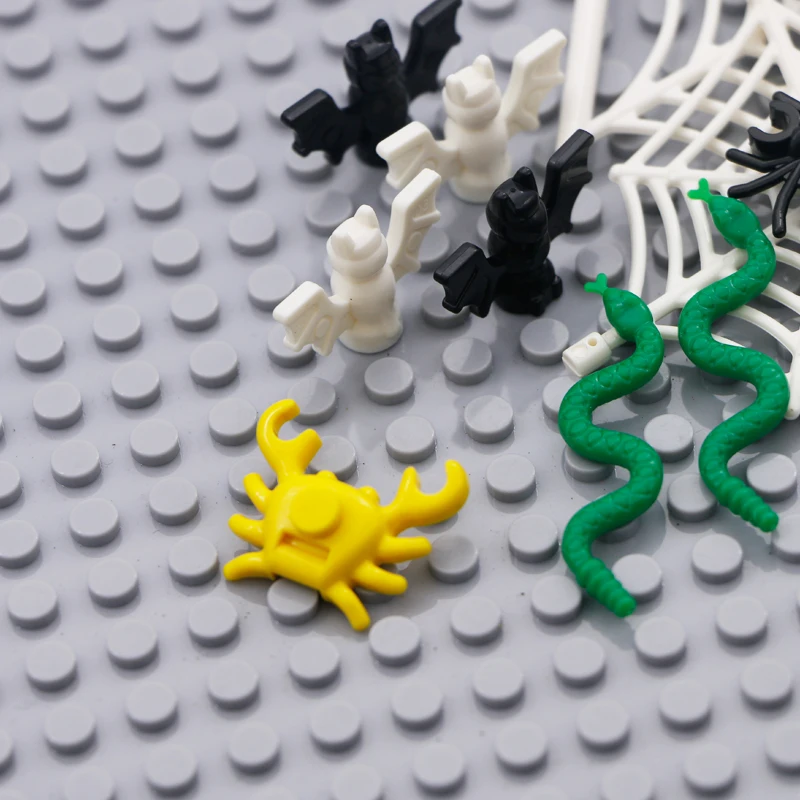 Набор строительных блоков в виде животных 12 шт. паутина летучая мышь краб змея