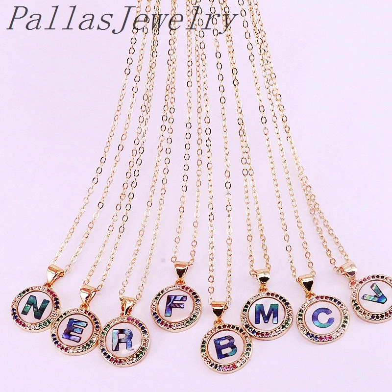 Necklaces 12 шт. Позолоченные радужные CZ микро проложить Abalone оболочки письмо модные подвески круглые подвески ожерелья - Окраска металла: Necklaces