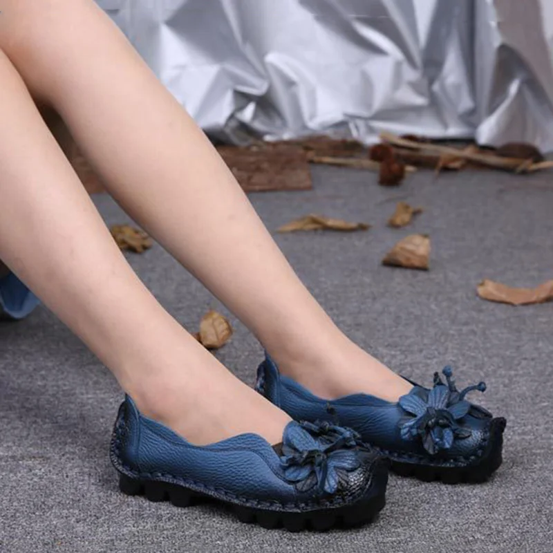 Новая осенняя обувь ручной работы с цветами Женская на мягкой подошве