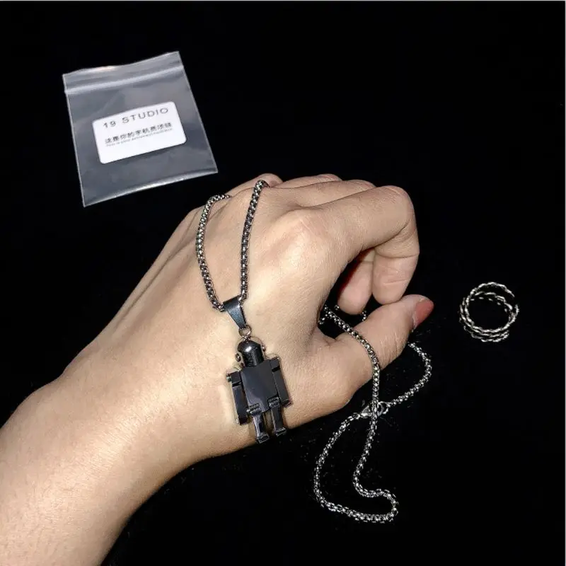 

Streetwear Hip Hop Robot Pendant Necklace Stainless Steel Fashion Jewelry Unisex