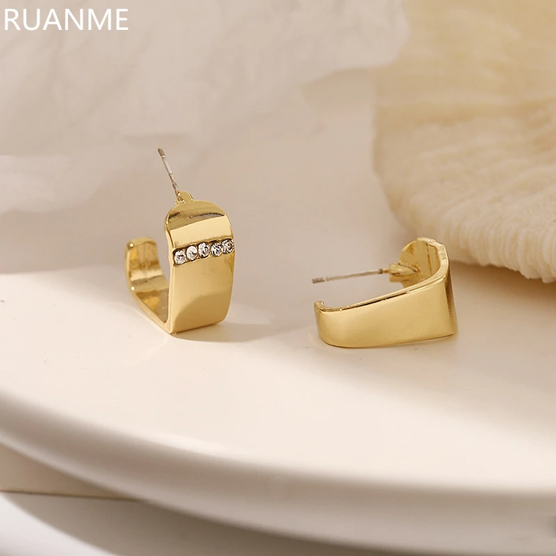 

Fashion Metal Irregular Concave And Convex Compact C Shape Earrings Contracted Temperament Punk Style Women Stud Earrings