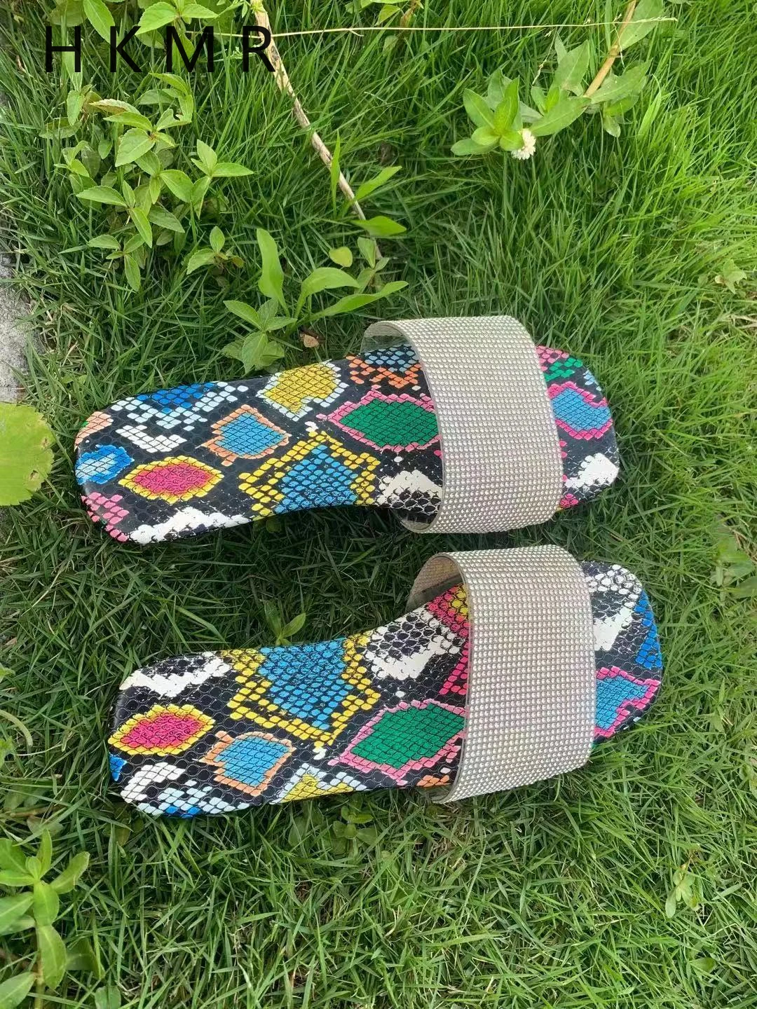

2021 Summer Rhinestone Beach Slippers Fashion Open Toe Flat Sandals Outdoor Casual Women's Shoes Plus Size 35-43