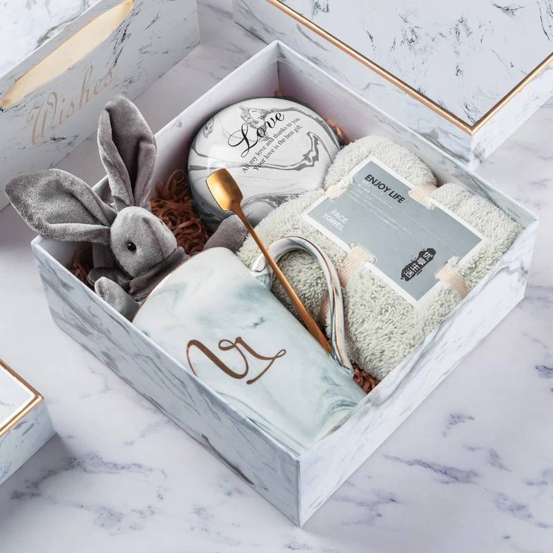 Подарок на день рождения для подружки невесты жениха подруги парня набор