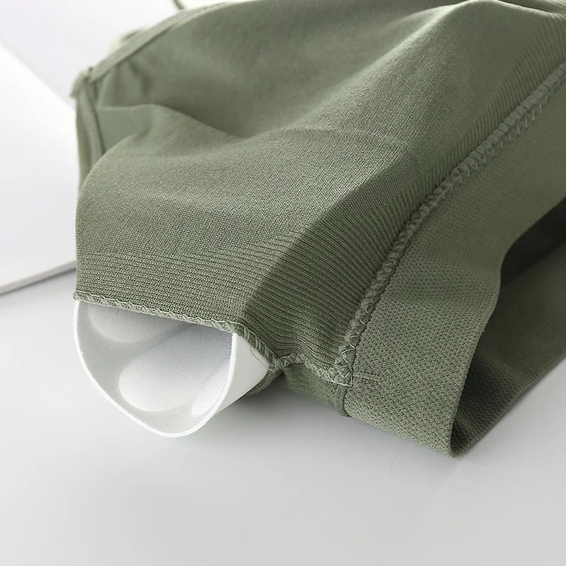 

Breathable V-Neck Sports Bras, Fitness Running Sports Bra Crop Top,Seamless Women Elastic Wirefree Padded Gym Workout Yoga Bra