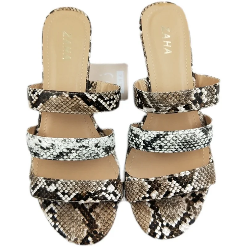 

Shoes Woman 2021 Slippers Casual Pantofle Big Size Flock On A Wedge Med Luxury New Soft Summer Slides Leisure Rubber PU Fashion