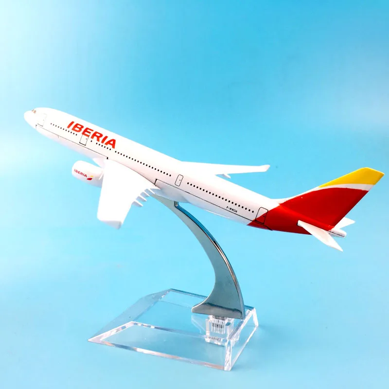 Модель самолета модель Испания авиакомпании Иберия A330 литая под давлением