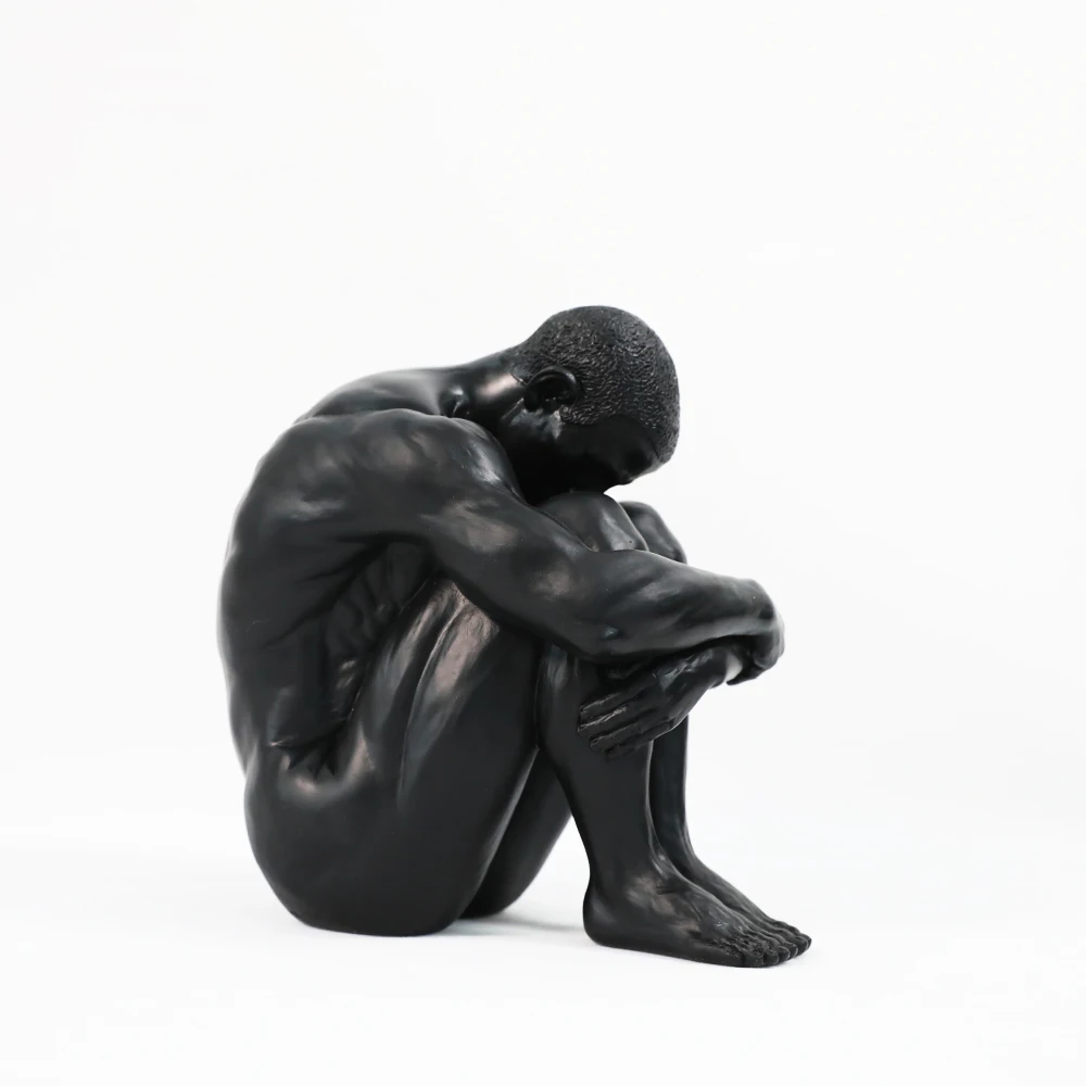 

Nordic Style Resin Art Naked Man Sitting Posture Holding Arms Legs Statue Birthday Gift Desktop Sculpture Decoration Home Decor