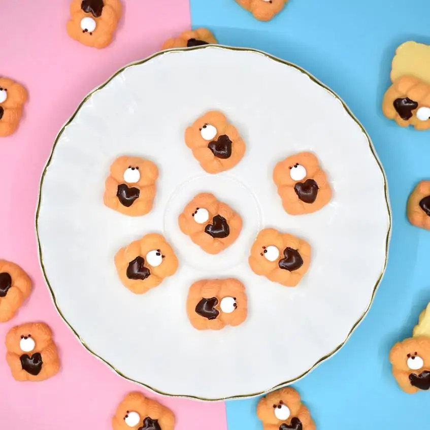 

Cartoon Chocolate bear cookies Flat back Resin Cabochon SImulation Fake Food for Scrapbooking DIY Hair Bow cake Decor