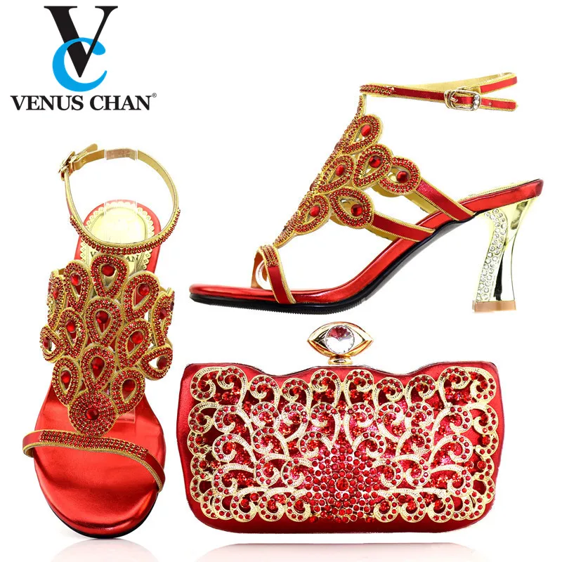 2020 г. Обувь для отдыха на очень высоком каблуке в африканском стиле с сумочкой
