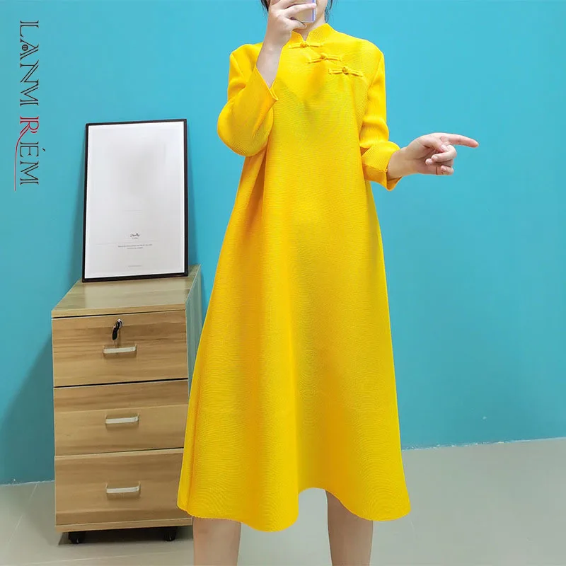 

LANMREM 2022 Autumn New Pleated Long Sleeves Solid Color Midi Vintage Dresses For Women Loose Elegant Clothes 2M209