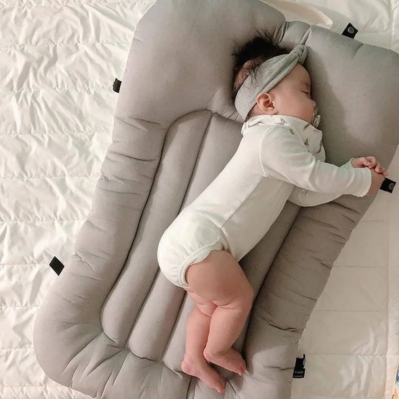 

Newborn Portable Bionic Bed Boy Girl Infant Lounger Baby Nest Cotton Crib Foldable Anti-Pressure Travel Cradle Baby Shower Gifts