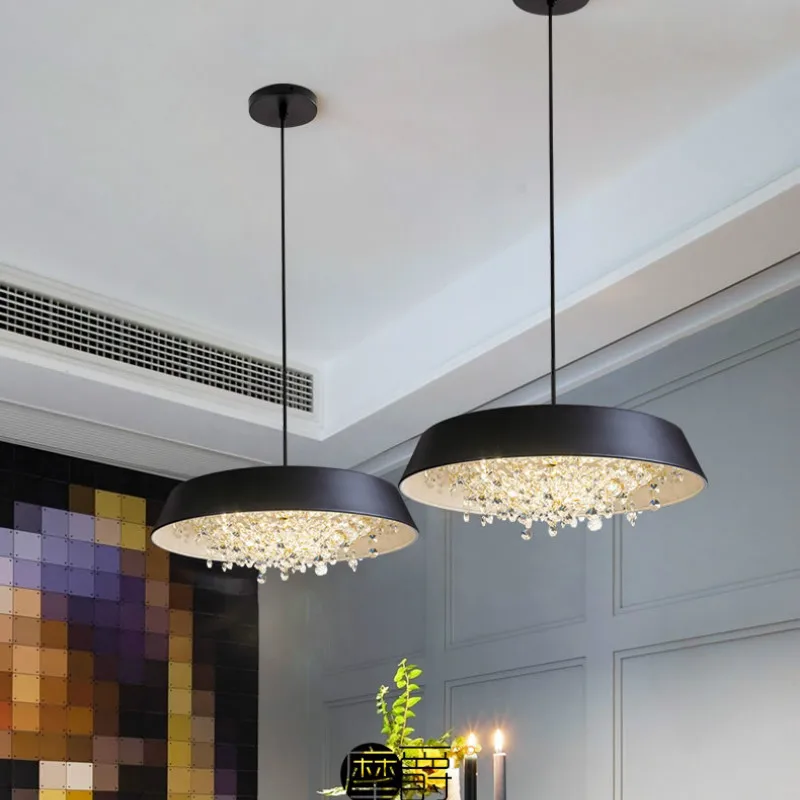 

Post-modern personality Nordic minimalist restaurant bedroom lamp luxury iron crystal K9 Pendant Lights living room lamp LB32618
