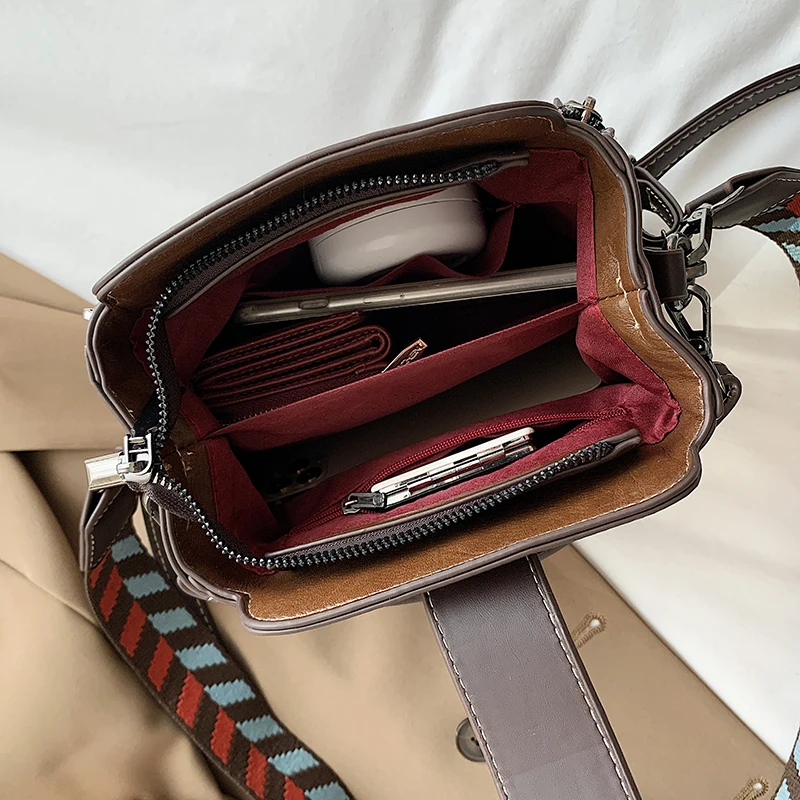 

2021 autumn and winter new style female bag fashion shoulder bag zipper female bag lady handbag casual messenger bag