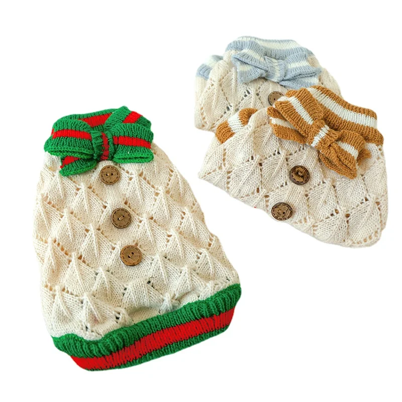 

Free Shipping Clothes for Pets Pet Sweater Autumn and Winter New Arrival Warm Wooden Buckle Bowknot Dog Clothes Cat Clothing