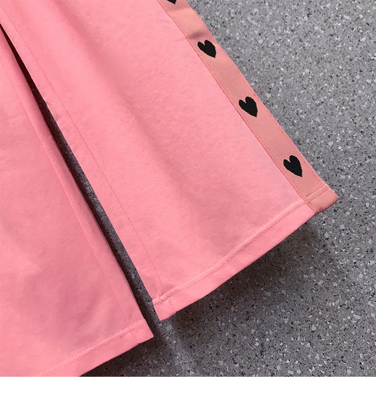 

2021 Summer Elegant Casual 2 Pieces Set Tracksuit Women Pink Love T-shirt Top + High Waist Wide leg pants Suit