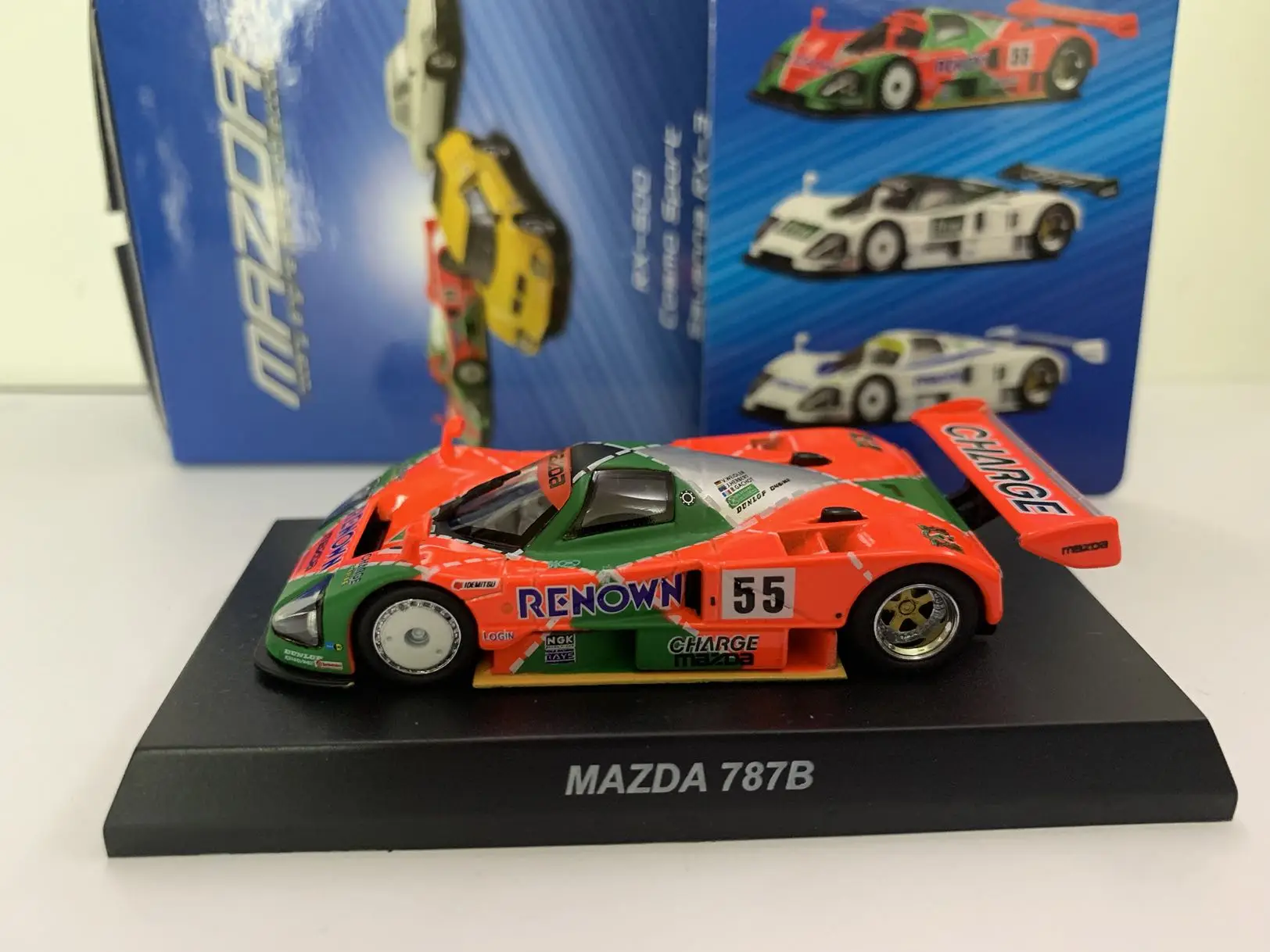 Модель тележки KYOSHO 1/64 для Mazda 787B 1991 Le Mans F1 RACING #55