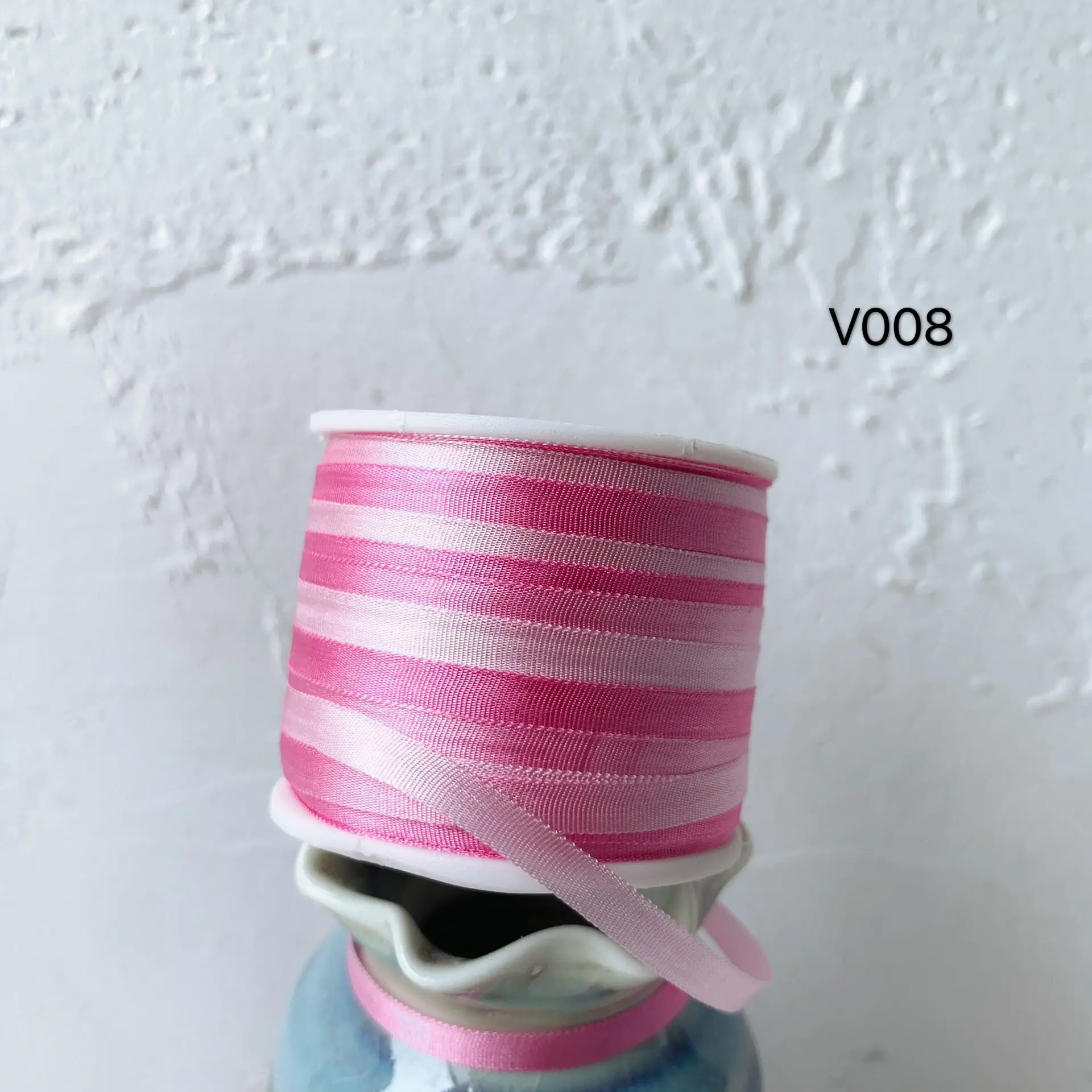 

V008 A Roll Wholesale 2mm-36mm 100% Pure Silk Embroidery Ribbons Handcraft Supply Double Faced Thin Taffeta Silk Ribbon
