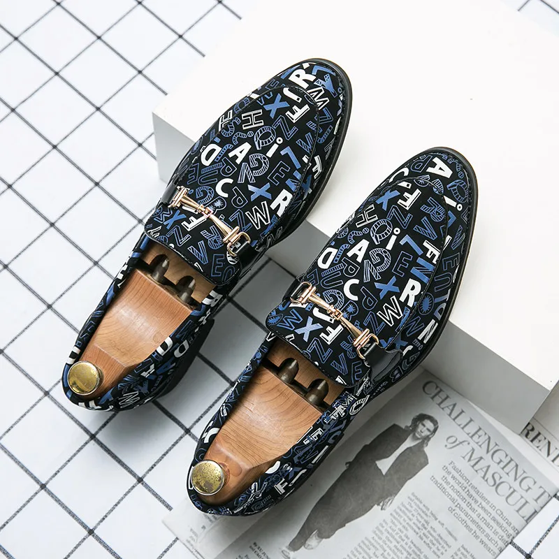 

Handmade Personality Men's Casual Leather Shoes Slippers Fashion Non-slip Formal Gentleman Men New 2021 Office Business