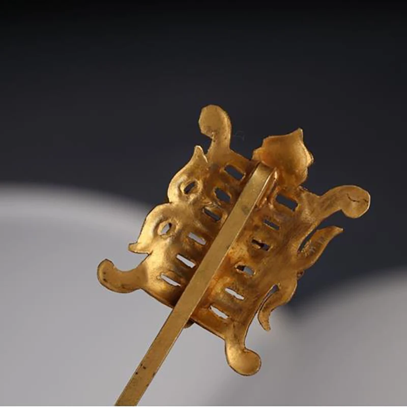 

Designer's original new birthday character Chinese clothes hairpin gilt gilt rocking antiquity burnt blue retro accessories