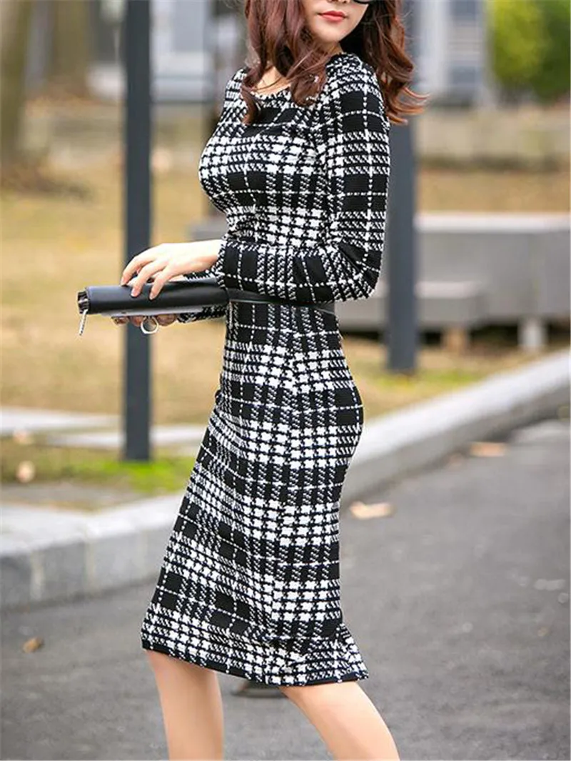 Женское офисное платье женское клетчатое облегающее с длинным рукавом для