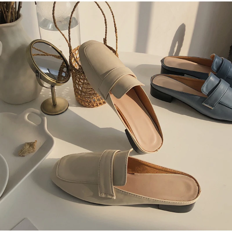 Мюли женские кожаные шлепанцы на плоской подошве без застежки повседневная