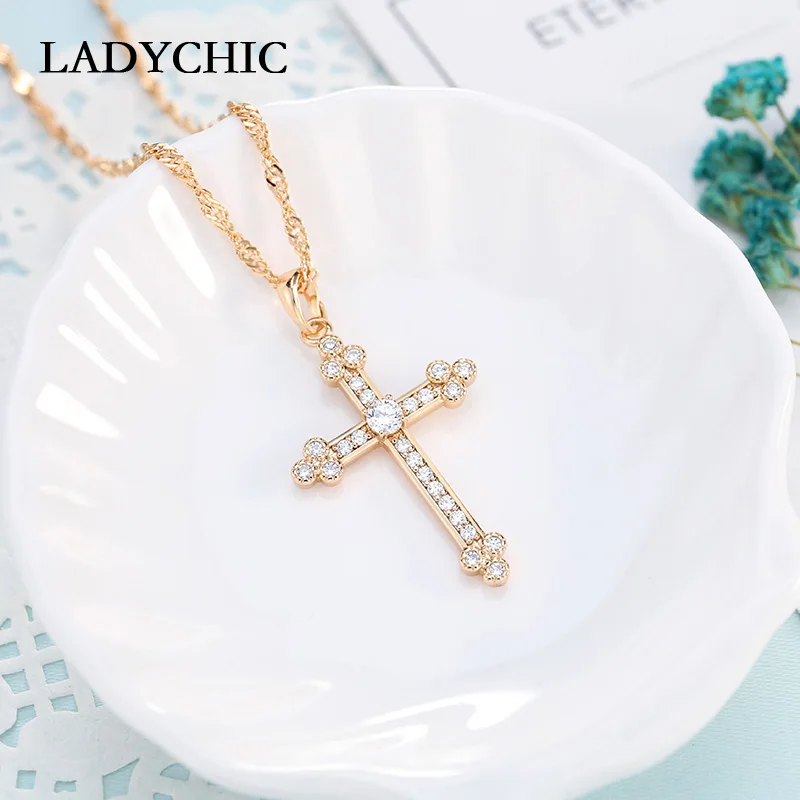 LADYCHIC, классическое золотое ожерелье с кулоном в виде креста, покрытое цирконием класса AAA, Изящный Цветочный крест, ювелирные аксессуары LN1089