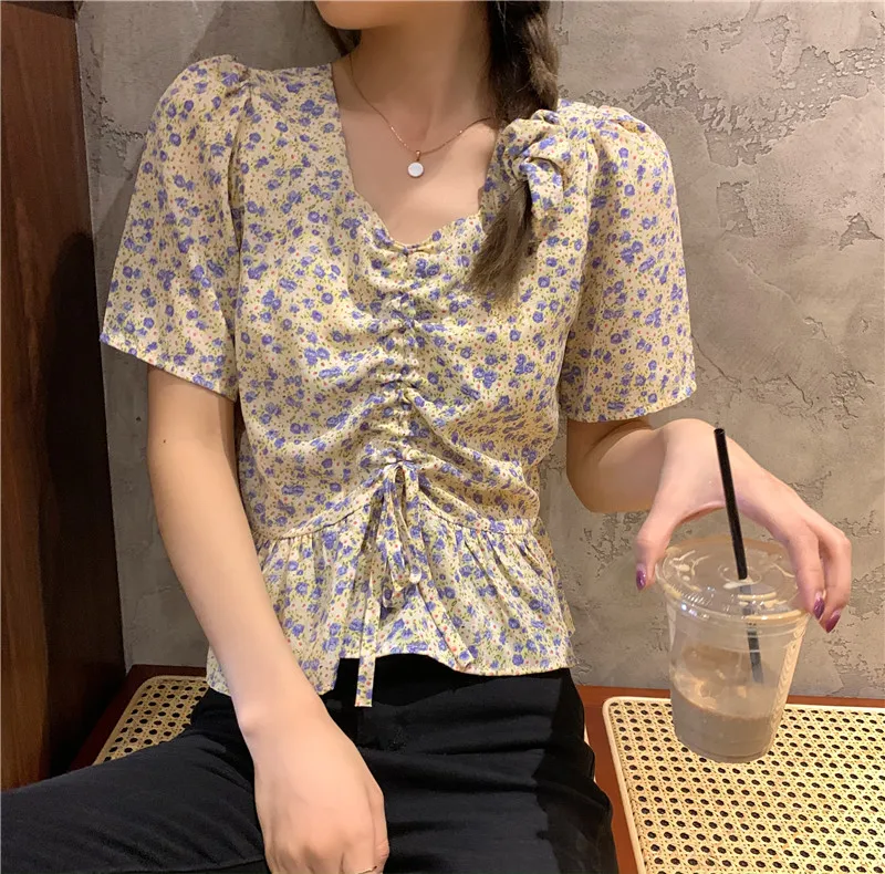 

Women's Chiffon Shirt Retro Hong Kong Style Summer Thin Short-Sleeved Dignified Sense of Design Niche Scheming Top Floral Blouse