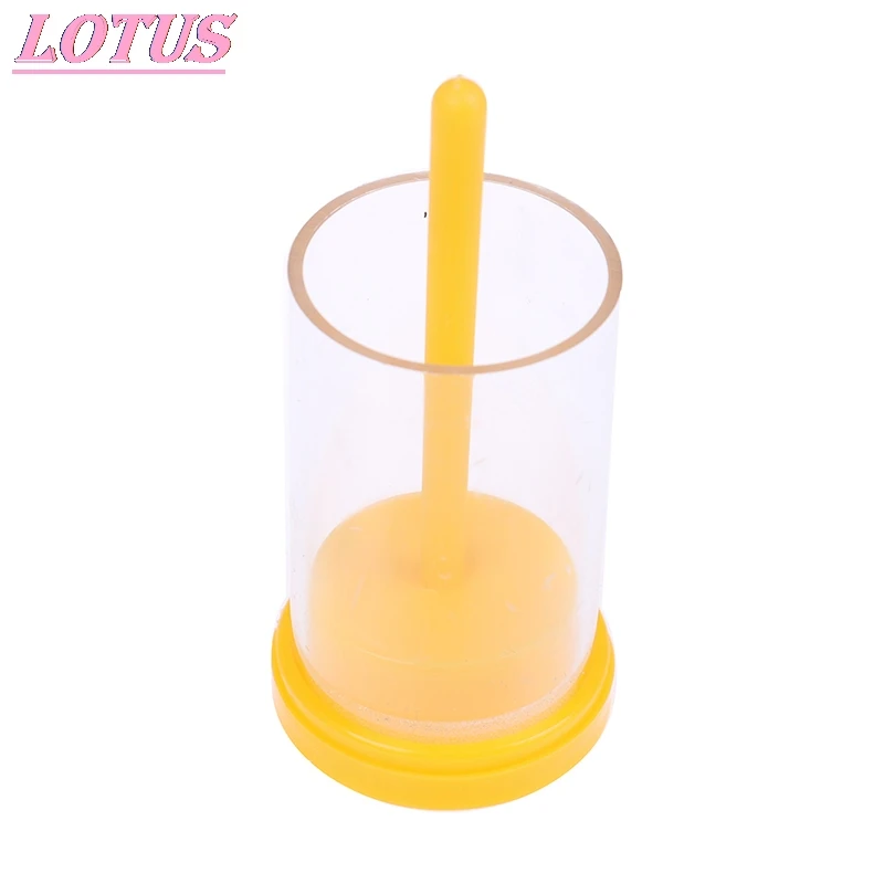

Portable Queen Bee Marking Cage Useful Marker Yellow Plastic Bottle with Soft Plunger Beekeeping Equipment Insect Bee Tool