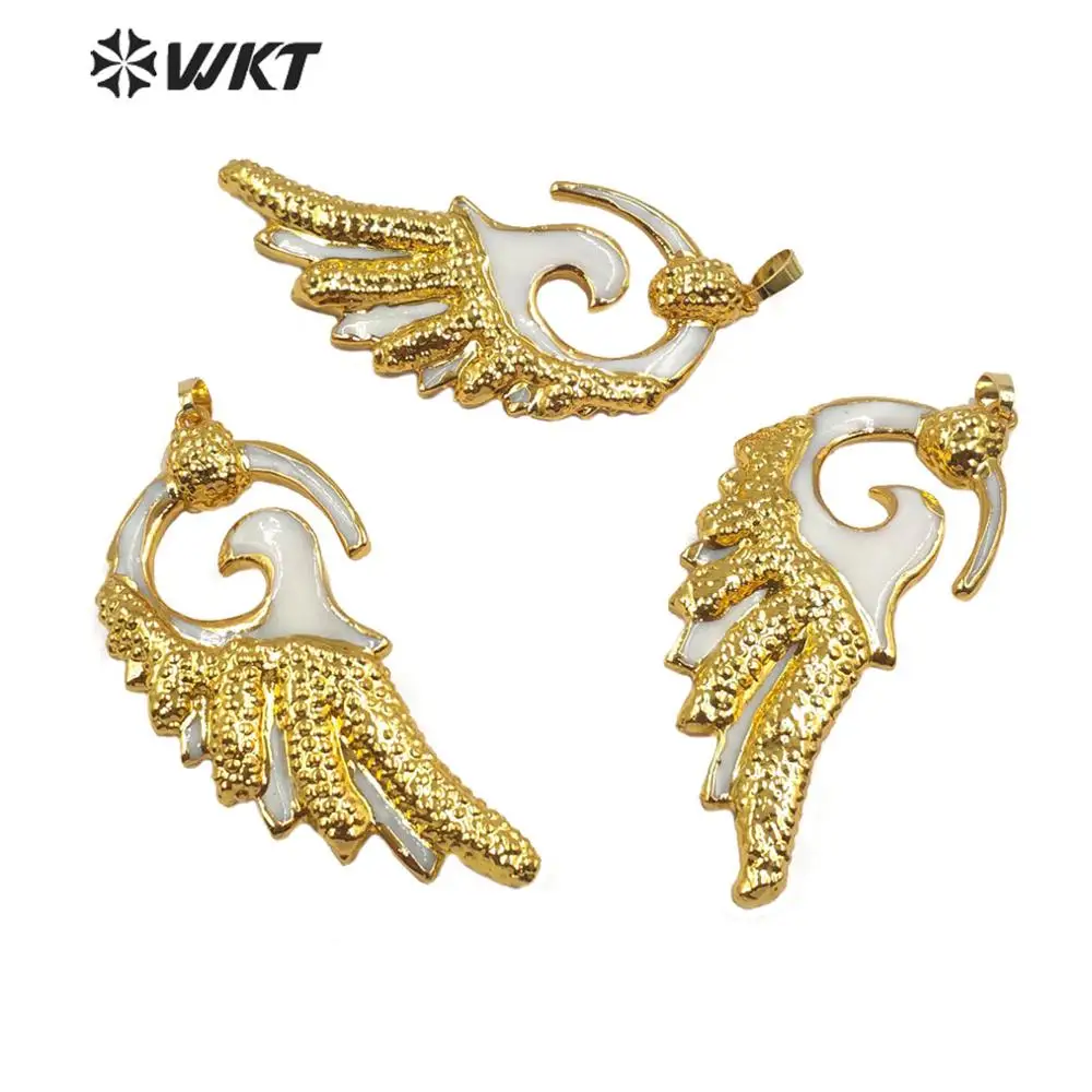 

WT-JP165 Natural Shell Pendant Angel wings shape shell With Gold Electroplated decoration Pendant Fashion Women Jewelry shell