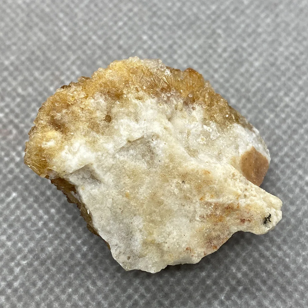 

The natural yellow calcite healing crystal comes from China