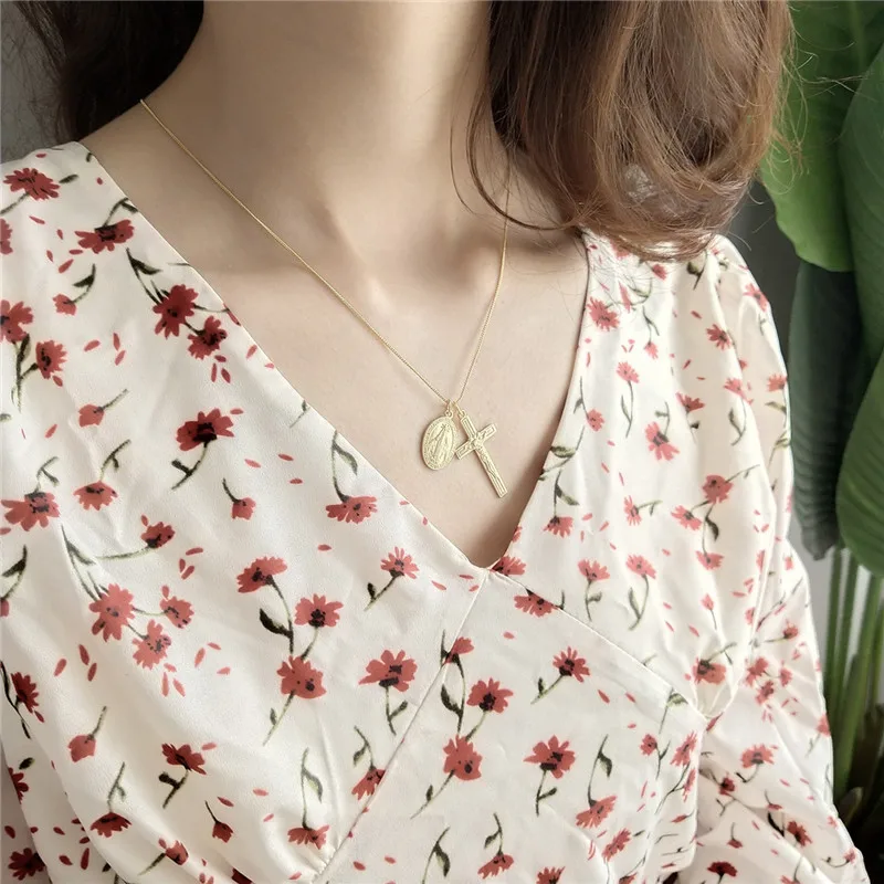 

RUIYI Minimalist Religious Style 925 Sterling Silver Cross Virgin Pendant Necklace for Women Gold Color Luxury Wedding Chokers