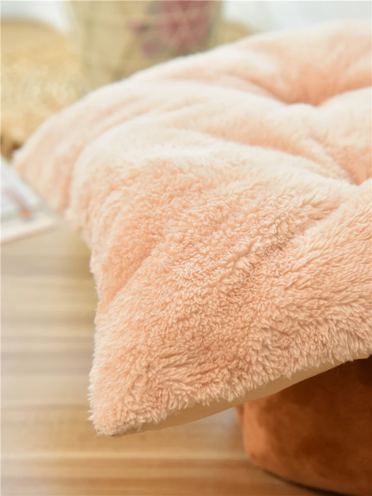 

Teddy Pet Mat Small Medium-sized Large Dog Supplies Bed Cat Nest Winter Warm Dog Beds For Large Dogs Cama Perro Pet Bed KK60GW