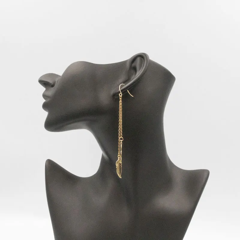 

Earrings Jewelry Fashion Feather Drop Earrings R Jewelry Tassel Long Earring for Women Leaf Dangle 2019 Best Sale Earrings