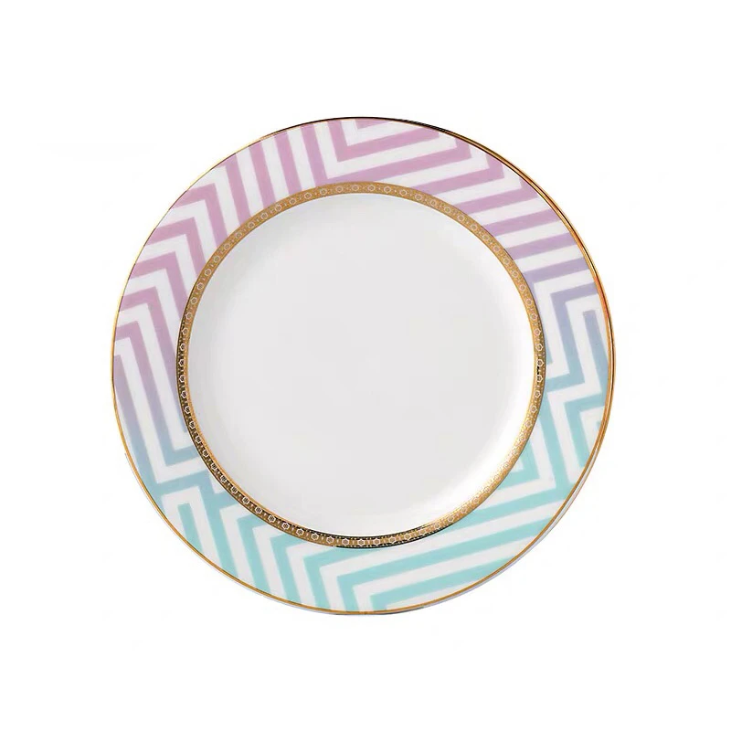 Фарфоровая керамическая тарелка с разноцветным градиентным геометрическим