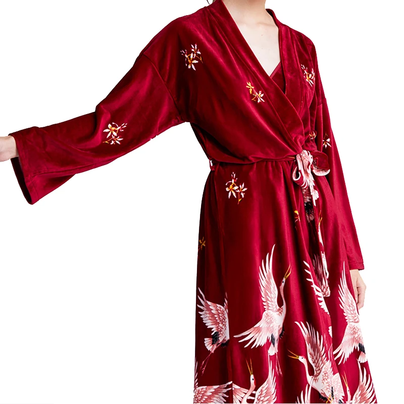 Халат женский зимний с принтом журавлей и длинным рукавом | Женская одежда