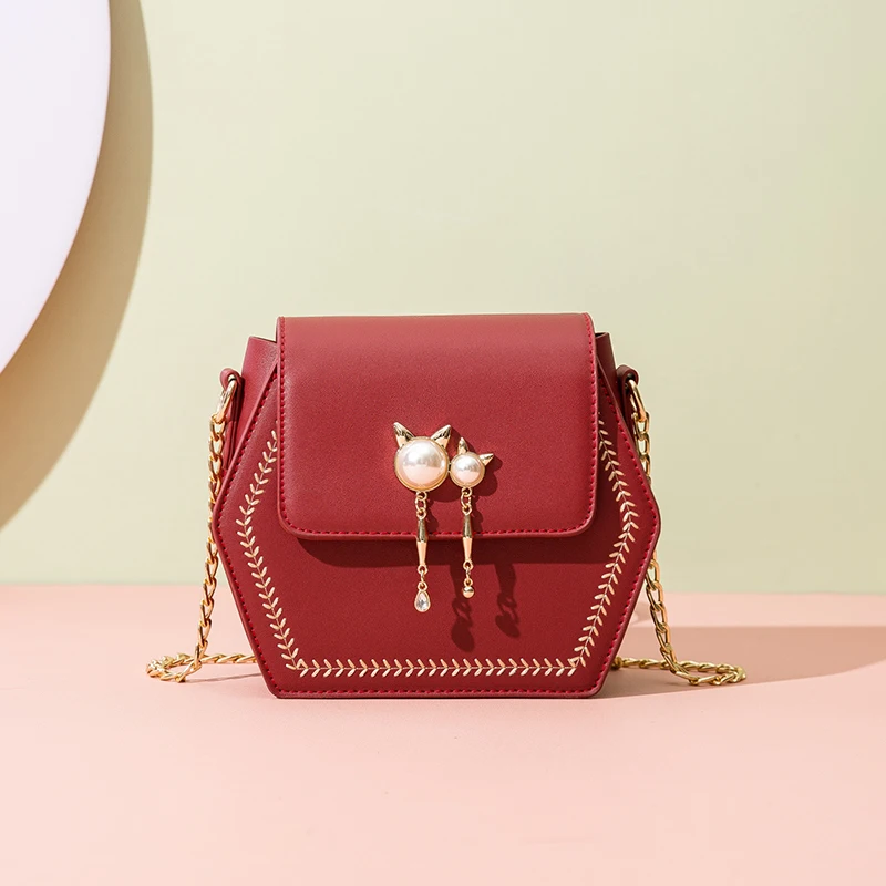 

2021 New Woman Shoulder Bag High Quality Texture Chain PU Diagonal Bag Fashion Luxury Handbag Female Cosmetic Bag Shopping Bag