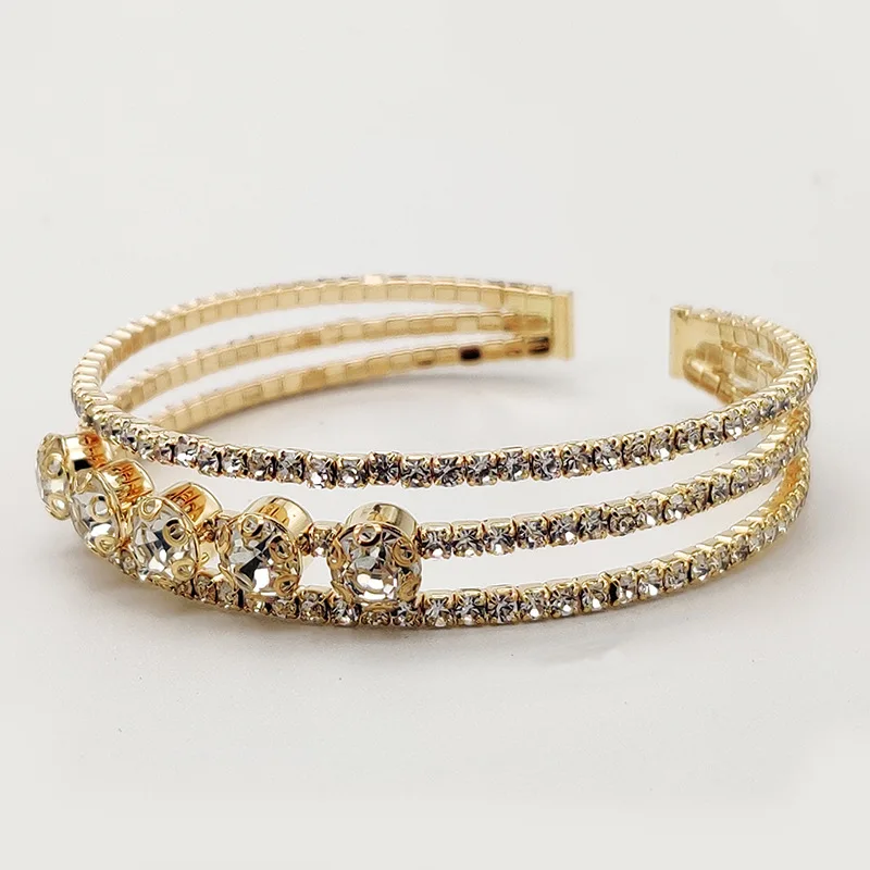 

Classic Female White Zircon Bracelet Charm Gold Silver Color Wedding Bracelets For Women Cute Hollow Crystal Bracelet Jewelry