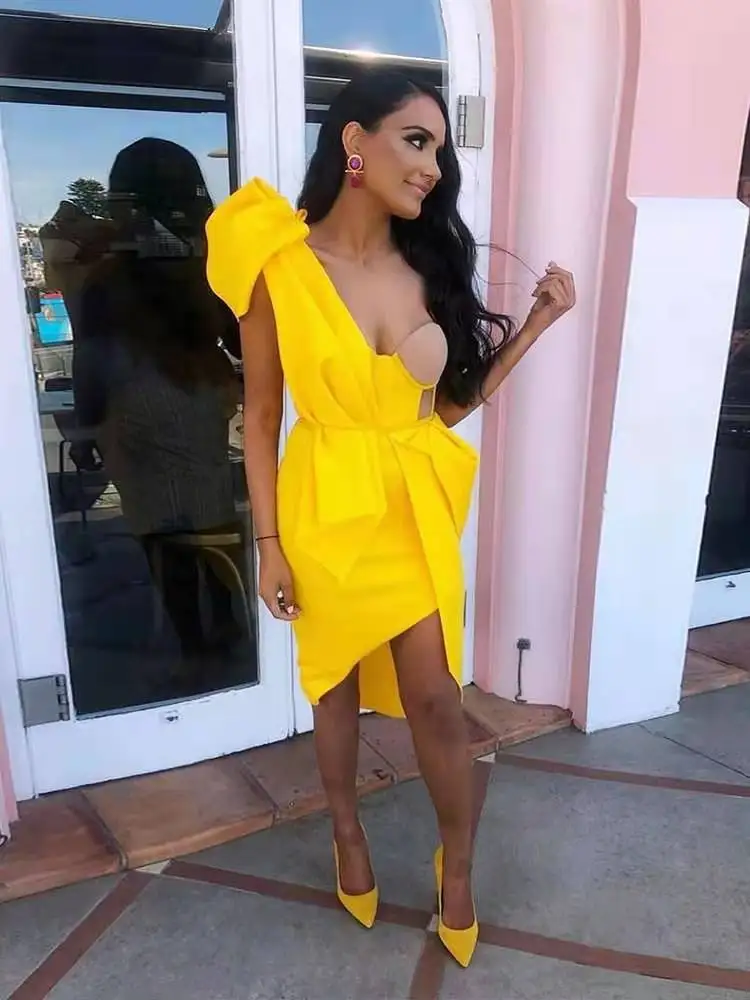 

2020 New Summer Fashion Women Bodycon Dress One Shoulder Bow Mesh Ruffle Sleeveless Bandage Dress Celebrity Party Evening Sexy