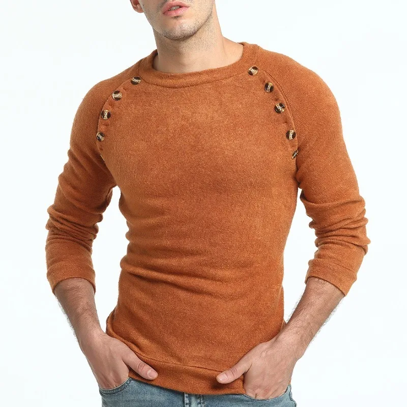 

The new 2020 headless model men's buttons are stitched together with solid-color slim-fitting long-sleeve sweater and sweater