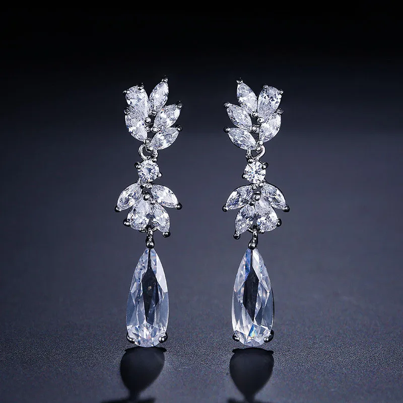 

European And American Creative Horse Eye Drop AAA Zircon Earrings For Girls Versatile Women Jewelry With Daily Gifts