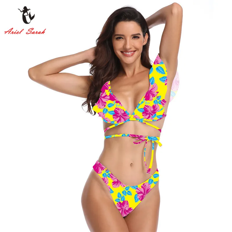 Женский купальник 2020 два предмета Цветочный с низкой талией глубокий v образный