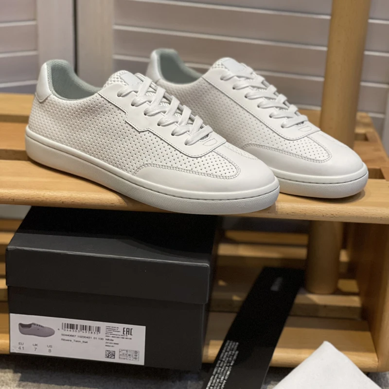 

2021 designer summer brand breathable running shoes by super light men casual male tennis shoes