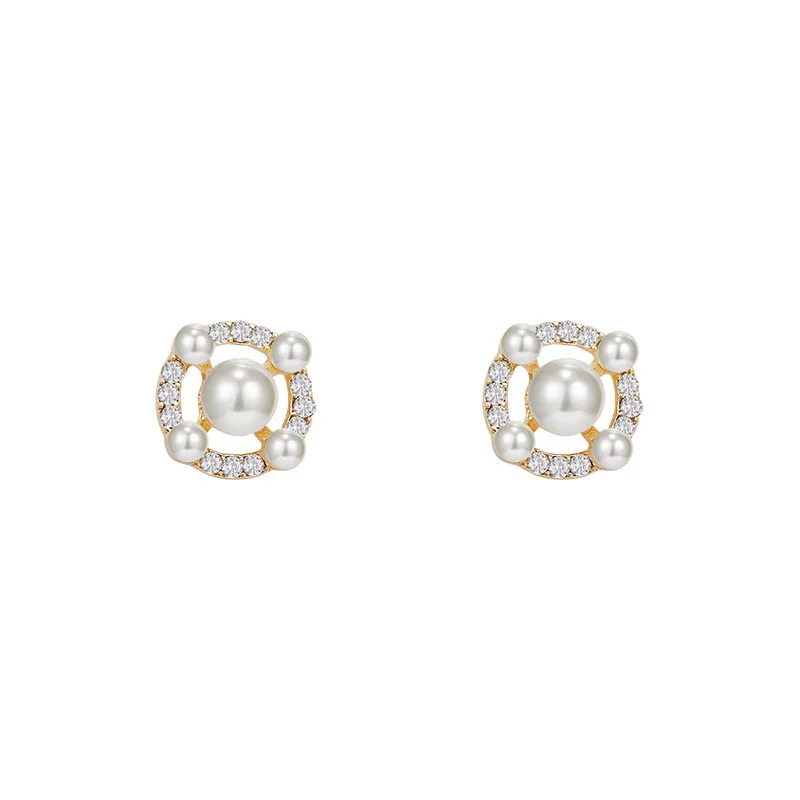 

Pearl 2021 Sport New Arrival Earrings for Women European Bridal