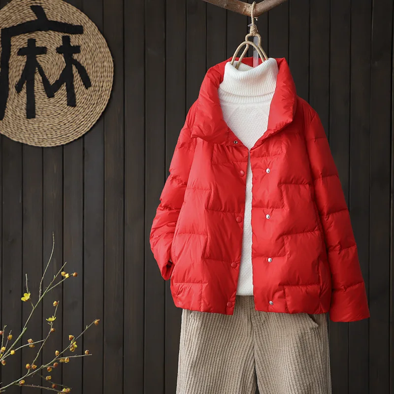 2021 autumn and winter new white duck down stand collar loose, thin, light and warm short women's down jacket