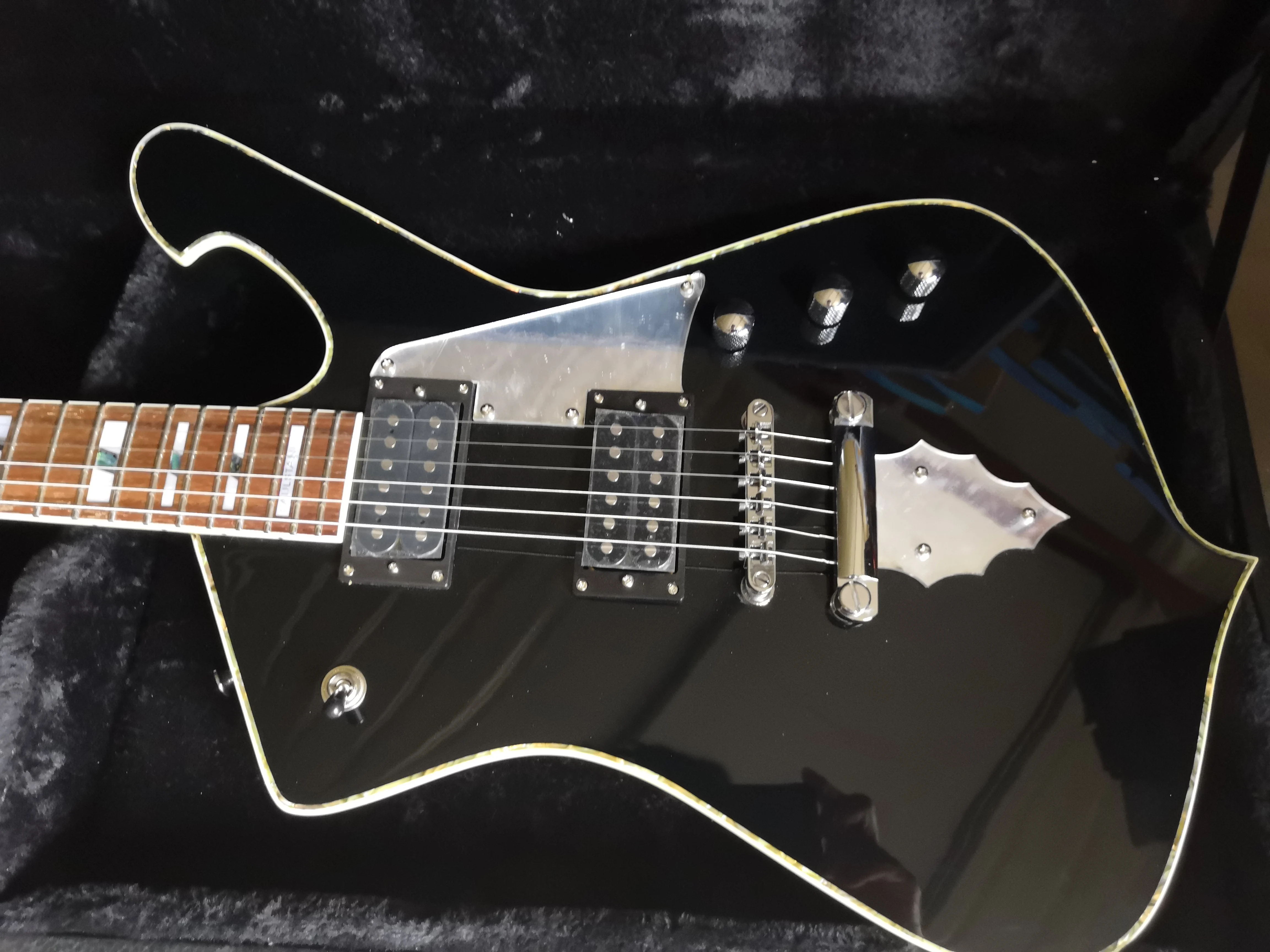 В наличии на заказ черный гитары HH звукосниматели фиксированный мост хром