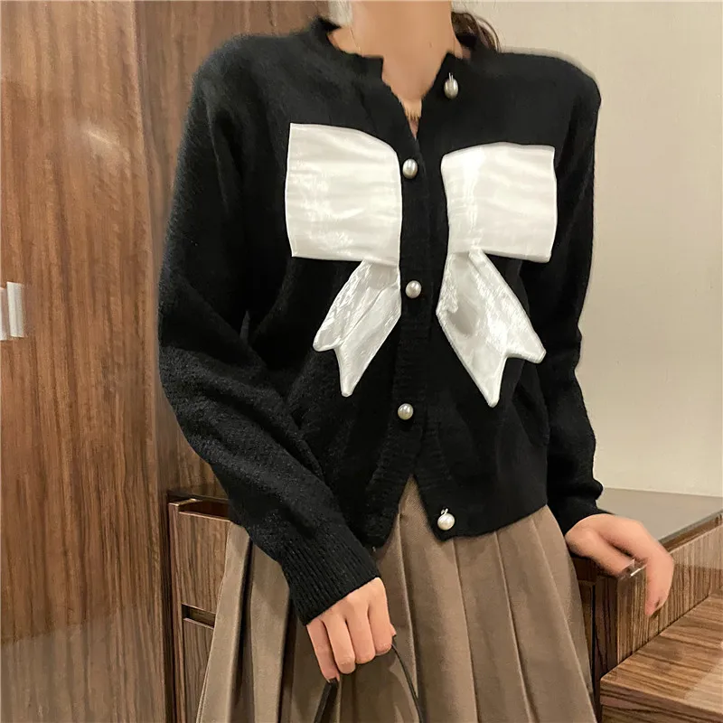 

Корейский шикарный Зимний милый мягкий женский кардиган в винтажном стиле с круглым вырезом и милым бантом, длинный рукав, жемчужный однобо...